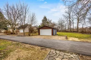 609 E Main St, Stoughton, WI 53589 - Photo 25