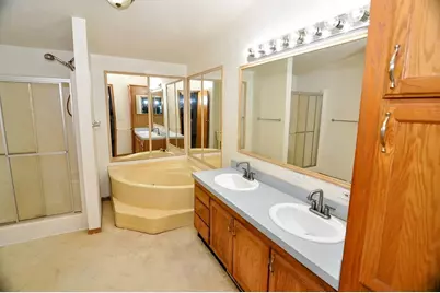 W5879 Arbor Road, Fort Atkinson, WI 53538 - Photo 17