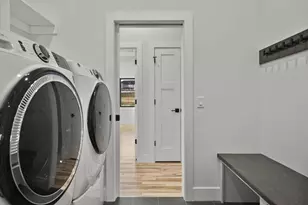 2015 Wellington Pl, Cottage Grove, WI 53527 - Photo 15