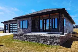2015 Wellington Pl, Cottage Grove, WI 53527 - Photo 3