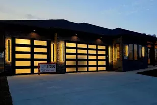 2015 Wellington Pl, Cottage Grove, WI 53527 - Photo 5