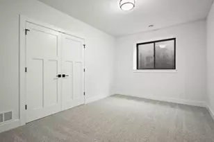 2015 Wellington Pl, Cottage Grove, WI 53527 - Photo 33