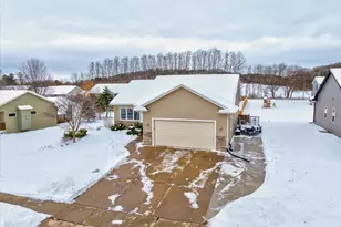 705 Prairie Ln, Mazomanie, WI 53560 - Photo 29