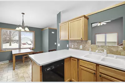 219 Chateau Drive, Cottage Grove, WI 53527 - Photo 11