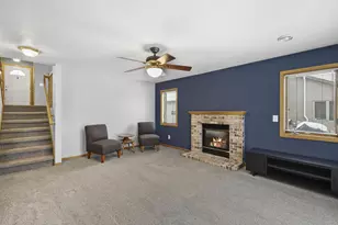 219 Chateau Dr, Cottage Grove, WI 53527 - Photo 15