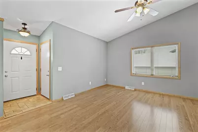 219 Chateau Drive, Cottage Grove, WI 53527 - Photo 3