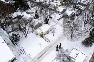 1437 Fremont Ave, Madison, WI 53704 - Photo 7