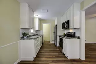 1437 Fremont Ave, Madison, WI 53704 - Photo 13