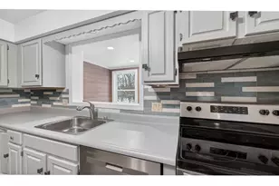 1222 N Gammon Rd, Middleton, WI 53562 - Photo 9