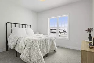 6854 Karolina Wy, Sun Prairie, WI 53590 - Photo 9