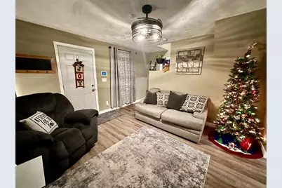 1657 Fayette Avenue, Beloit, WI 53511 - Photo 7