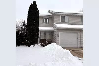 529 Kings Lynn Road, Stoughton, WI 53589 - Photo 3