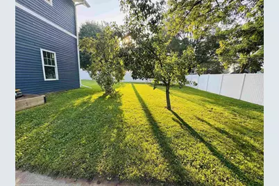 400 S Marquette Road, Prairie Du Chien, WI 53821 - Photo 15