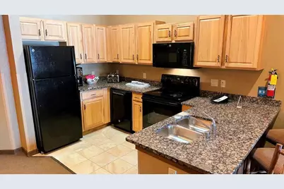 350 E Hiawatha Drive #113, Wisconsin Dells, WI 53965 - Photo 17