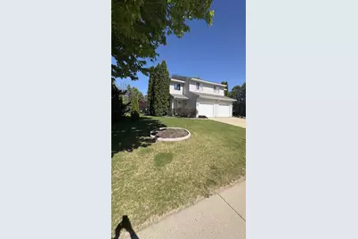 529 Kings Lynn Road, Stoughton, WI 53589 - Photo 3