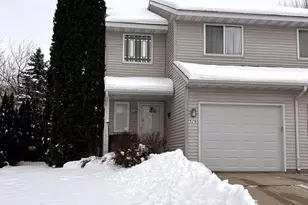 529 Kings Lynn Rd, Stoughton, WI 53589 - Photo 3