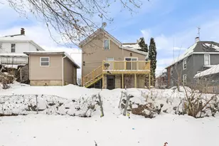 131 Haskell St, Beaver Dam, WI 53916 - Photo 31