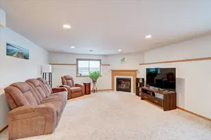 829 Oregon Parks Ave, Oregon, WI 53575 - Photo 27