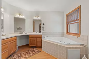 266 Oakbrook Dr, Wisconsin Dells, WI 53965 - Photo 21