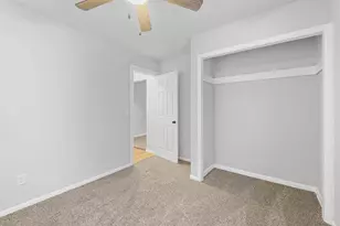 236 S Hyland St, Juneau, WI 53039 - Photo 11