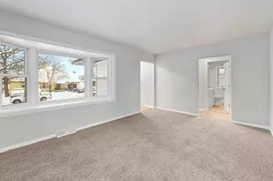 236 S Hyland St, Juneau, WI 53039 - Photo 7