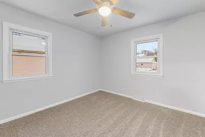 236 S Hyland Street, Juneau, WI 53039 - Photo 9