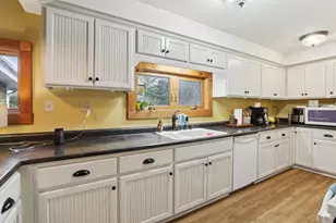 N2302 N Kohn Rd, Reeseville, WI 53579 - Photo 17