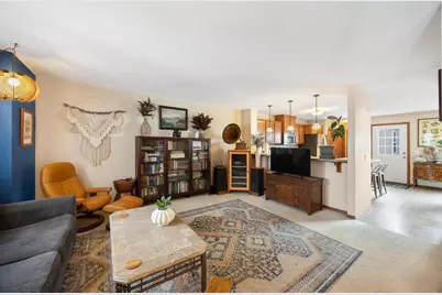 552 Apollo Way, Madison, WI 53718 - Photo 9