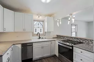 209 S Main St, Pardeeville, WI 53954 - Photo 5