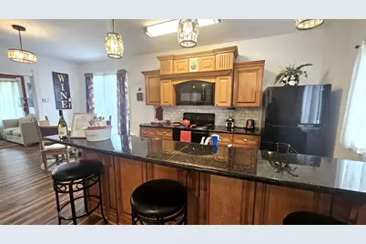 125 S Lincoln Street, Elkhorn, WI 53121 - Photo 3