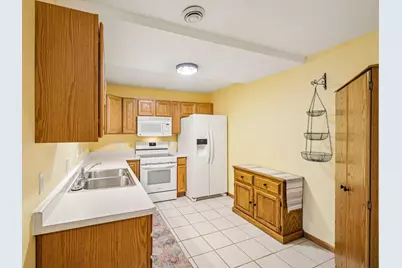 5397 Blue Bill Park Drive #8, Waunakee, WI 53597 - Photo 7