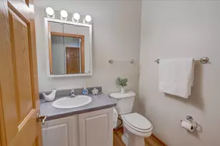 332 Harvard Dr, DeForest, WI 53532 - Photo 31