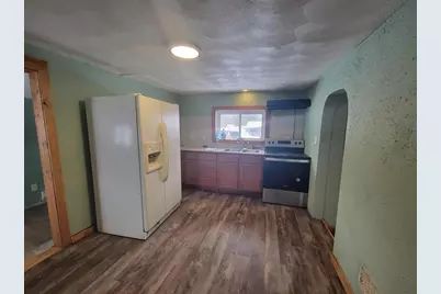 2455 North Street, Beloit, WI 53511 - Photo 9