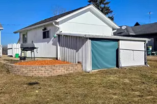 237 E Pearl St, Neshkoro, WI 53939 - Photo 31