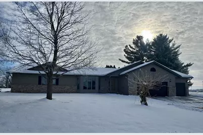 314 Forest Street, Fox Lake, WI 53933 - Photo 5