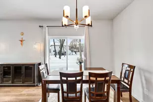 1182 O'Keeffe Ave, Sun Prairie, WI 53590 - Photo 9