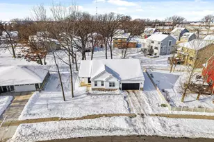 1182 O'Keeffe Ave, Sun Prairie, WI 53590 - Photo 45