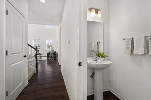 908 Yorktown Rd, DeForest, WI 53532 - Photo 13