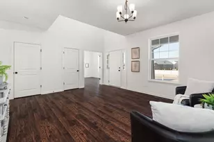 908 Yorktown Rd, DeForest, WI 53532 - Photo 11