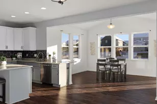 908 Yorktown Rd, DeForest, WI 53532 - Photo 15