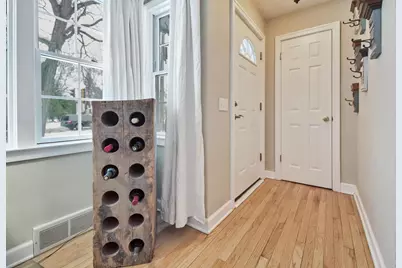 3930 Nakoma Road, Madison, WI 53711 - Photo 7