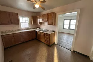 514 Locust St, Beloit, WI 53511 - Photo 5