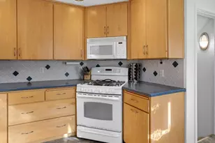 4711 Roigan Terrace, Monona, WI 53716 - Photo 9