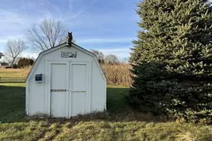 1415 Parkview Dr, Tomah, WI 54660 - Photo 7