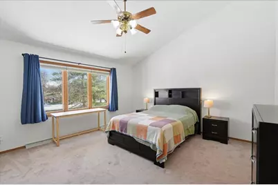 925 S Holt Circle, Madison, WI 53719 - Photo 15