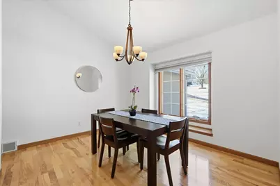 925 S Holt Circle, Madison, WI 53719 - Photo 7