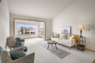 6836 Parkside Cir, Windsor, WI 53532 - Photo 3