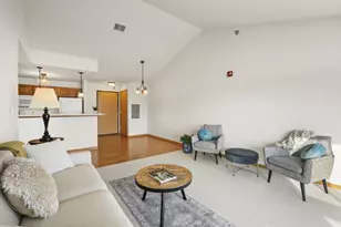 6836 Parkside Cir, Windsor, WI 53532 - Photo 5