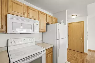 6836 Parkside Cir, Windsor, WI 53532 - Photo 13