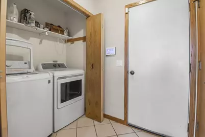 805 Violet Lane, Oregon, WI 53575 - Photo 15